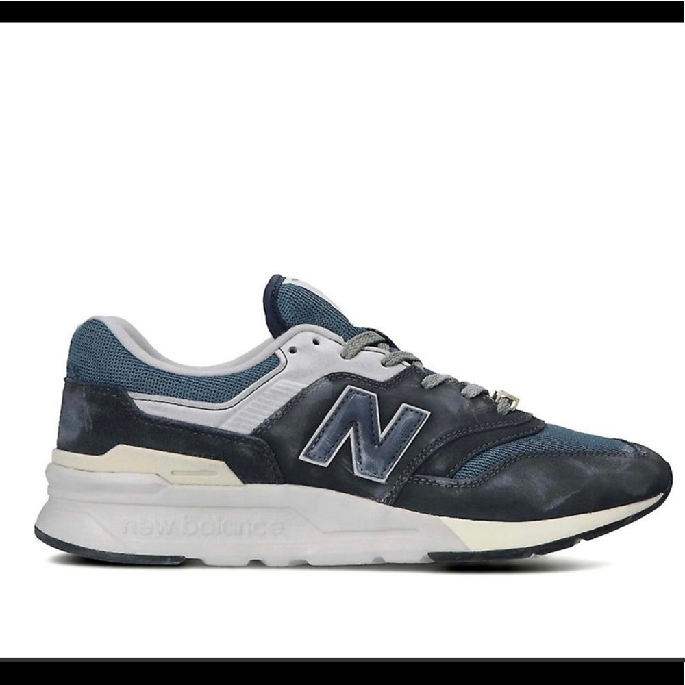 New Balance 997H “ outer space gold”